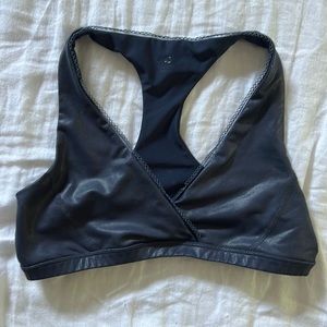 Beyond Yoga pearlized racer back sports bra - M